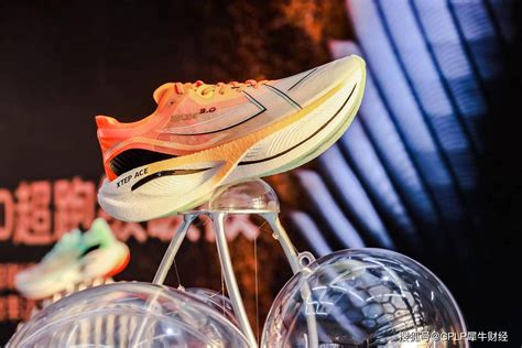 悟空体育 疾风2.0跑鞋新品发布